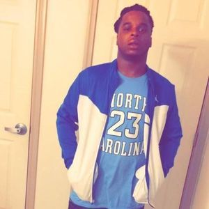 Meet your Posher, Casey